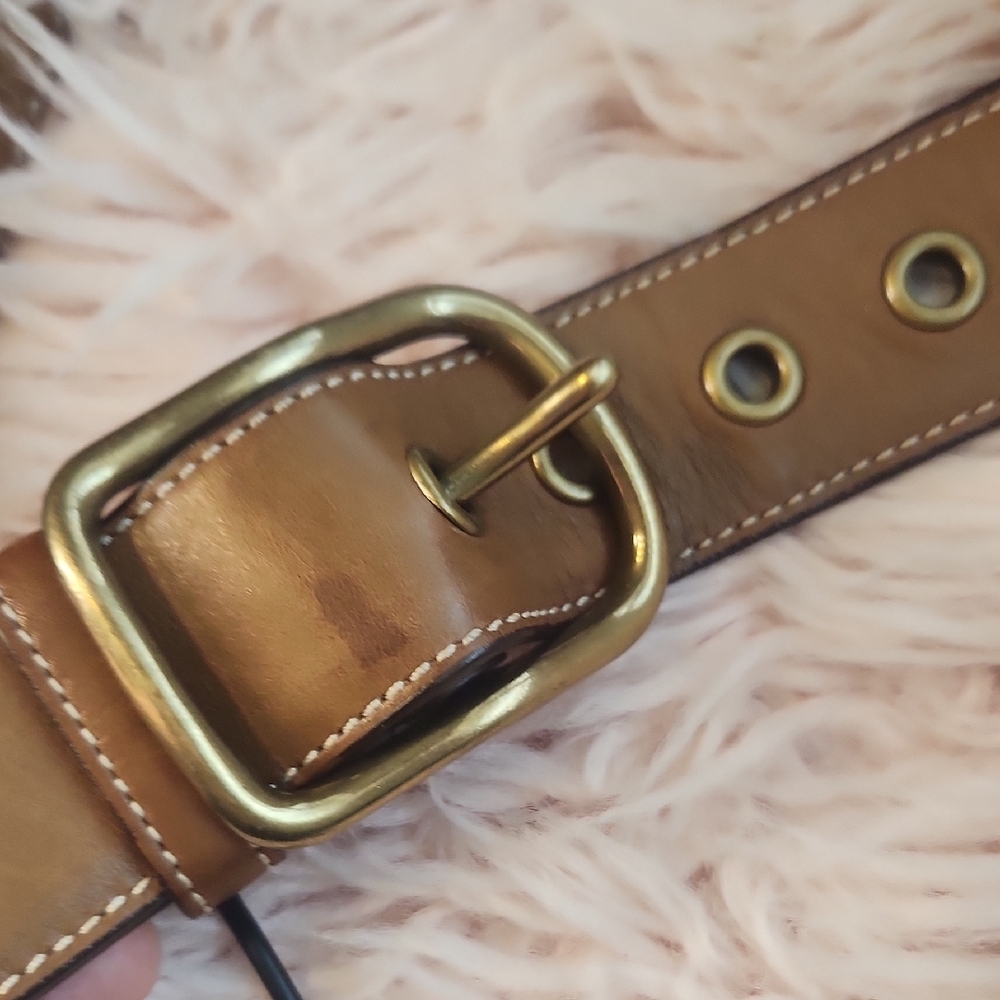Stylish Tan and Brown Shoulder Bag - Picture 16 of 16